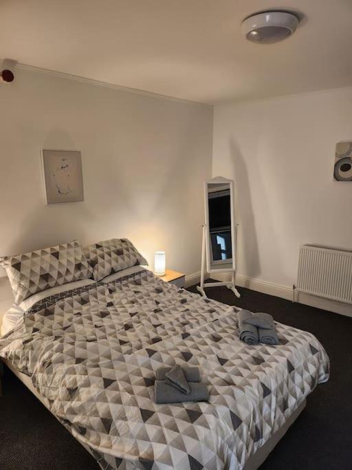 Nice Cosy Flat. Walking Distance To City Nottingham Exterior photo
